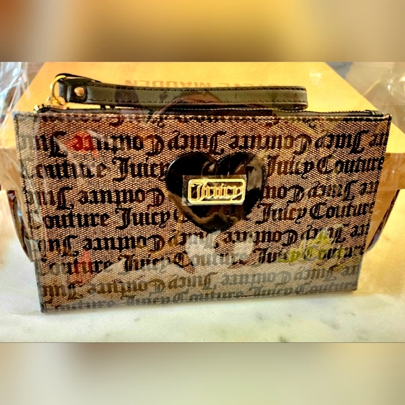 NWT Juicy Couture Coated canvas large logo wristlet/clutch - Picture 2 of 10